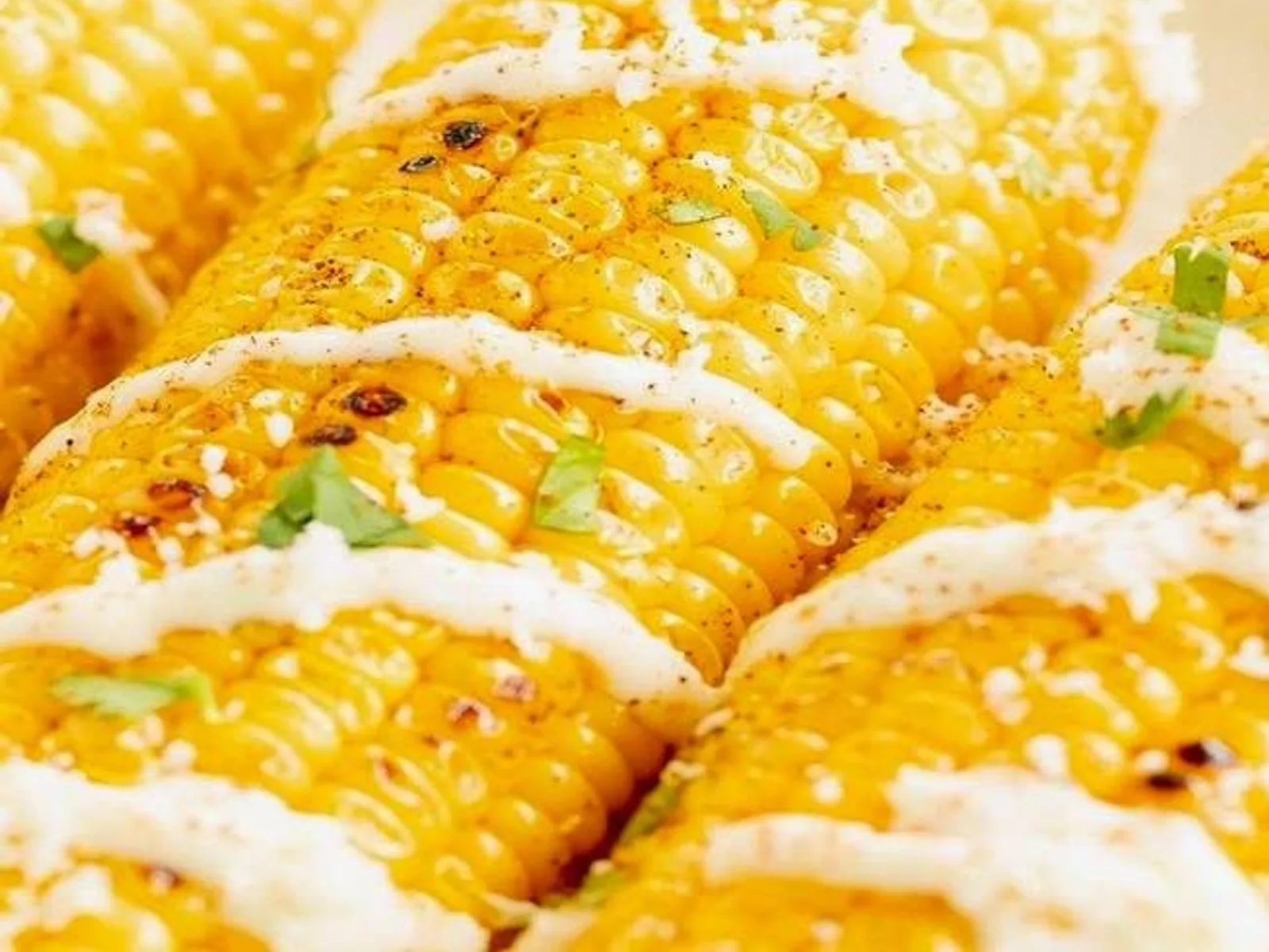Grilled corn (two)